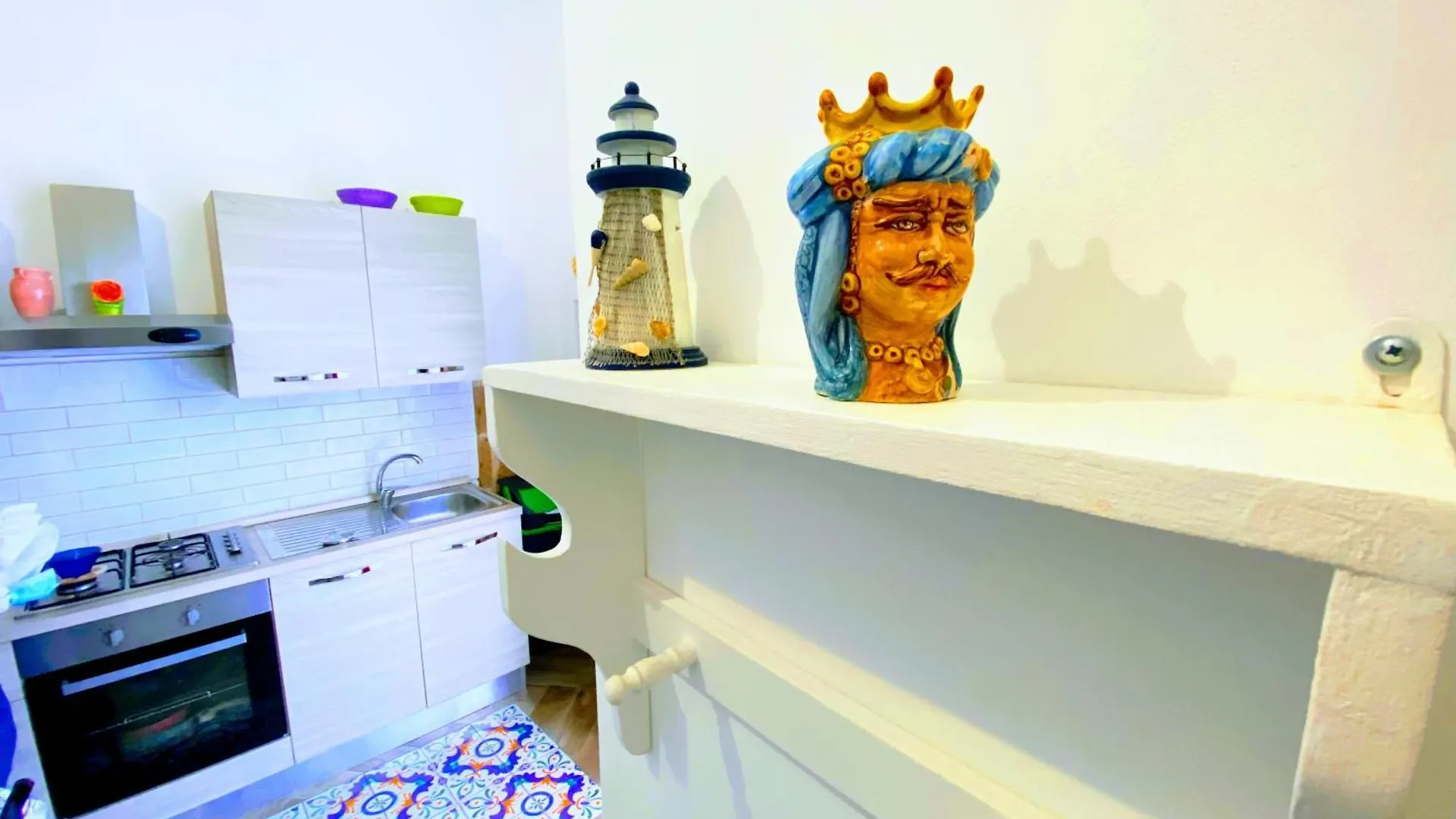 Апартаменты Seafront House Gabbiano Blu Санта-Флавия