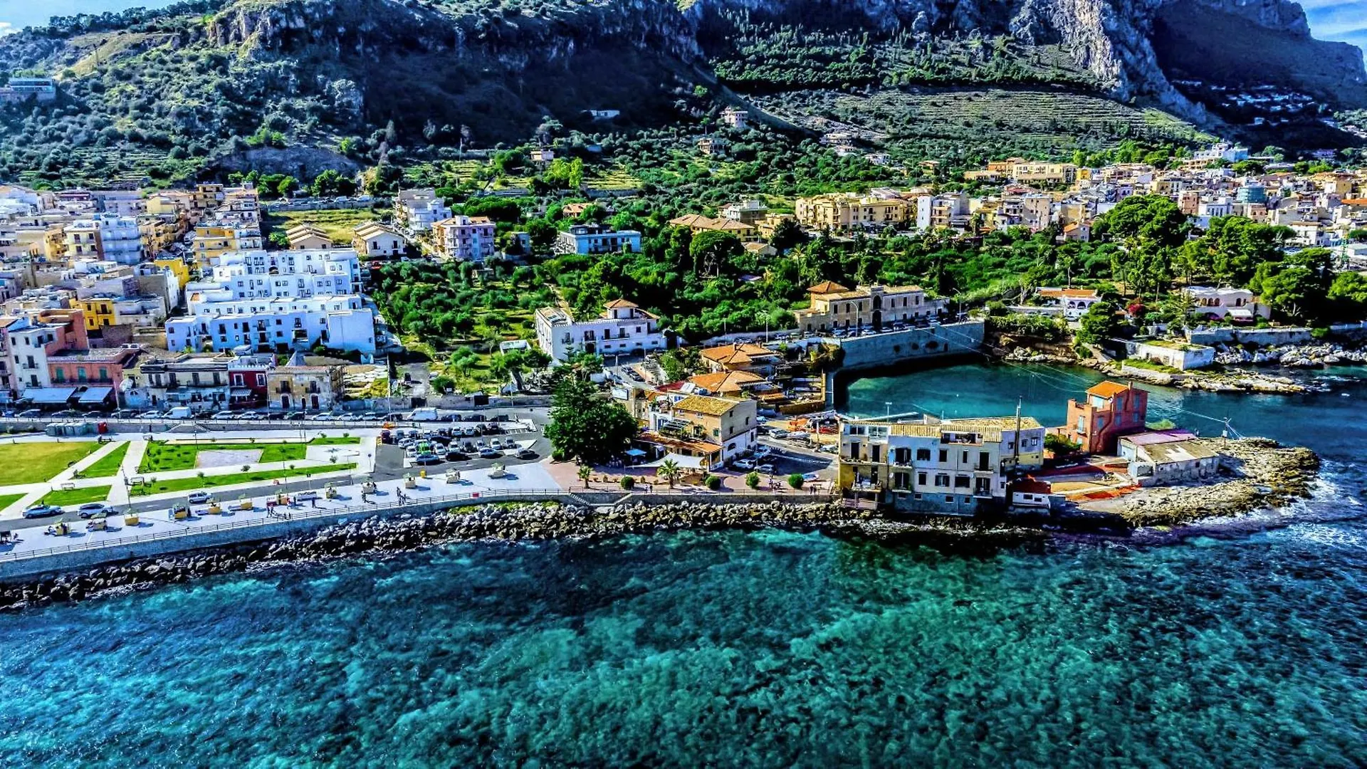 Апартаменты Seafront House Gabbiano Blu Санта-Флавия