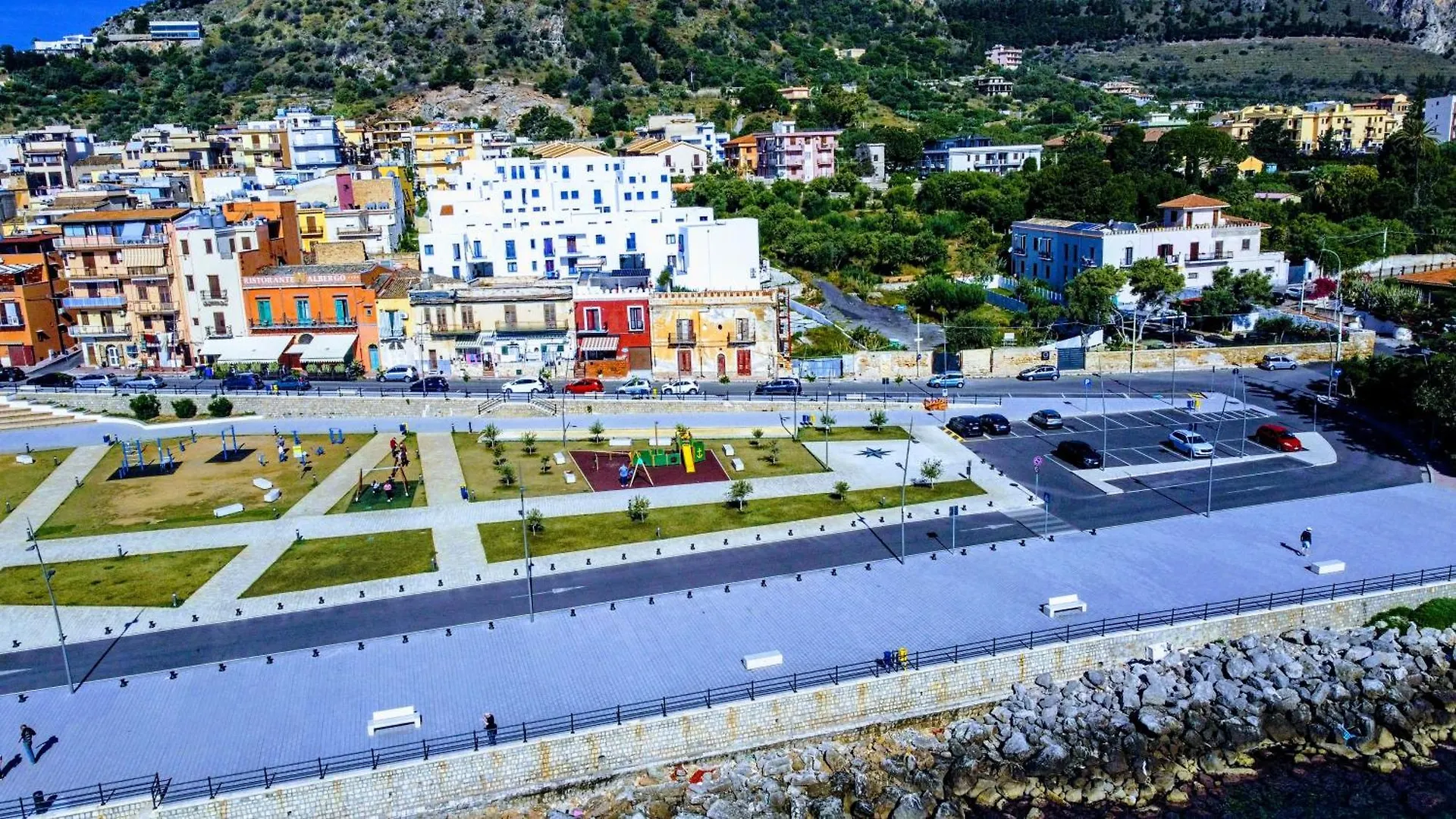 Апартаменты Seafront House Gabbiano Blu Санта-Флавия