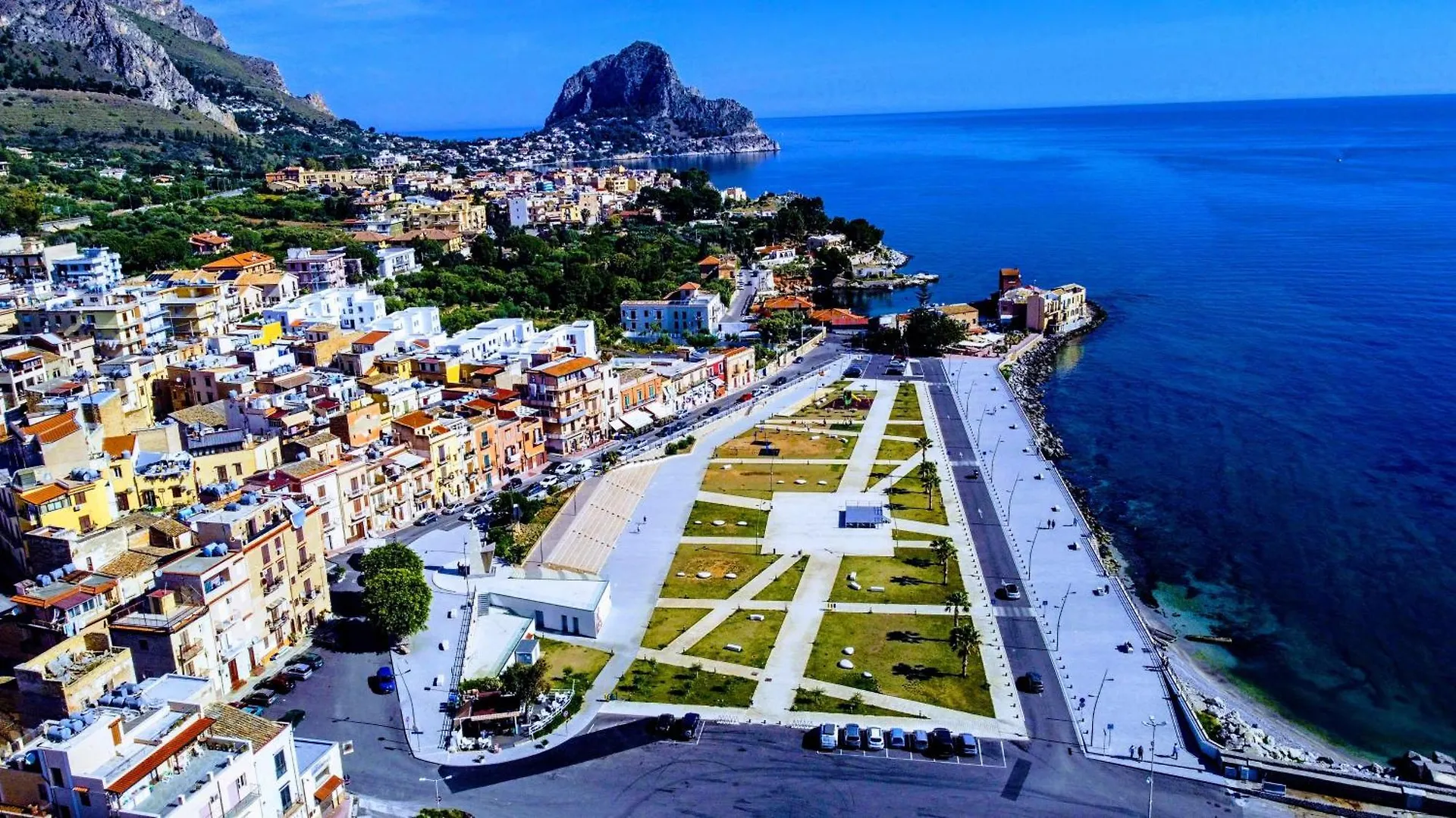 Апартаменты Seafront House Gabbiano Blu Санта-Флавия Италия