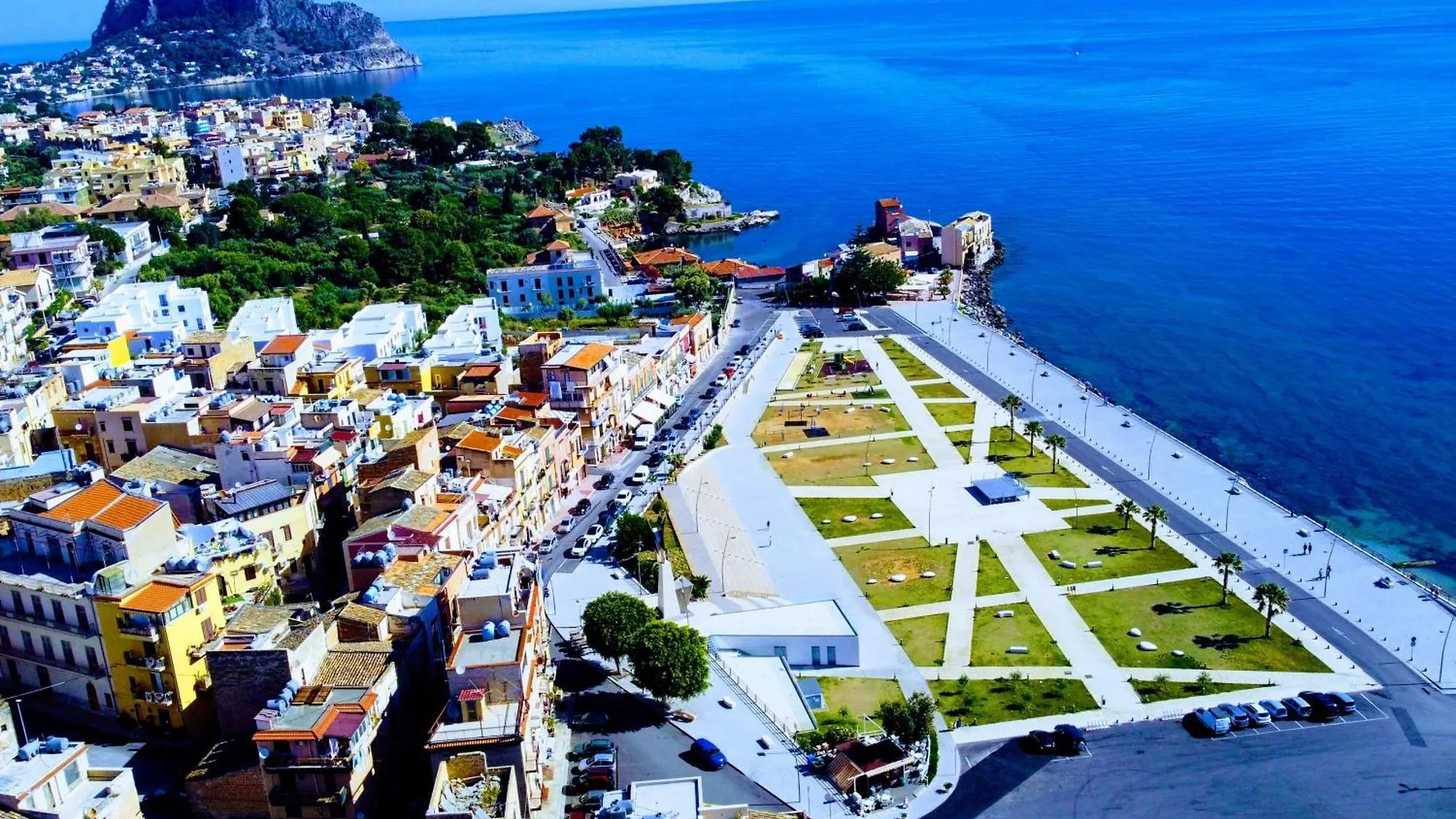 Апартаменты Seafront House Gabbiano Blu Санта-Флавия